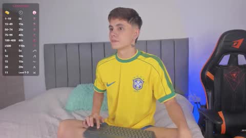 Dustin Levy online show from December 15, 12:17 am