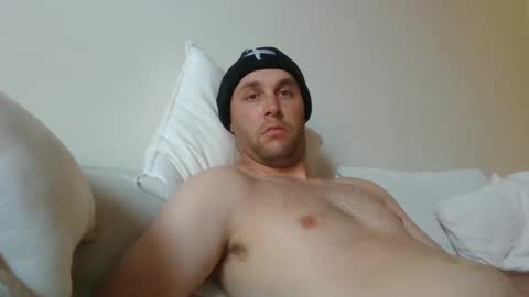 dustyroy09 online show from December 3, 5:15 am