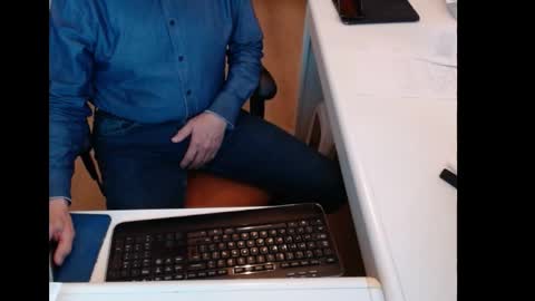 dutchpornking2 online show from April 26, 5:43 pm