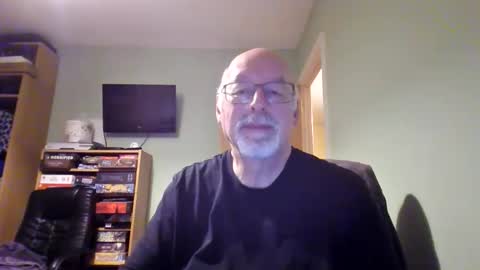 DutchUncleJohn online show from April 3, 7:43 pm