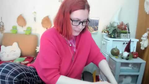 Dyanne online show from March 6, 8:30 am