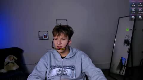 dylan_bold online show from September 15, 7:15 pm