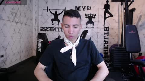 Dylan  online show from April 6, 11:33 am