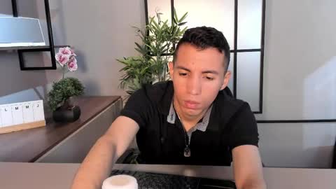 Dylan  online show from April 11, 6:45 pm