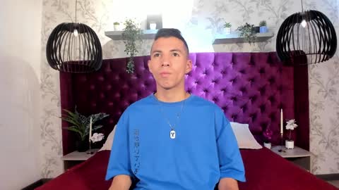 Dylan  online show from April 8, 7:06 pm