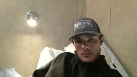 dylp400 online show from February 23, 4:17 am