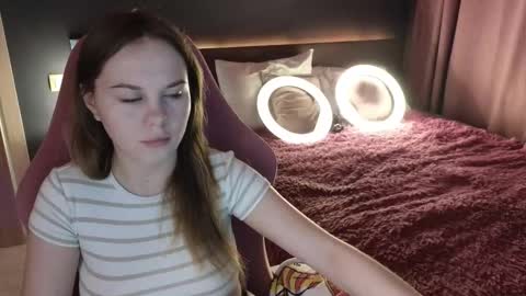 Snapshot of dyna_bae chatting on September 24, 2:07 am Dyna online show from September 24, 2:07 am