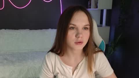 Snapshot of dyna_bae chatting on October 1, 7:18 am Dyna online show from October 1, 7:18 am