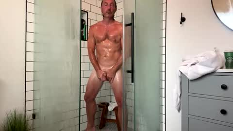 Snapshot of e3smith chatting on September 24, 12:12 pm e3smith online show from September 24, 12:12 pm