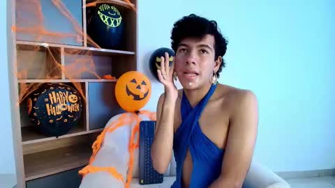 John online show from October 28, 3:46 pm