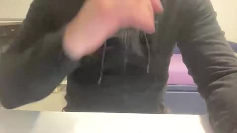 ebnk15 online show from November 17, 6:43 pm