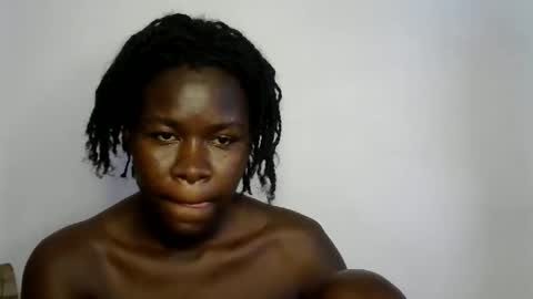 ebony_lynne online show from April 12, 10:25 pm