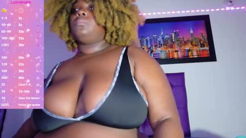 LINA  online show from March 3, 3:02 am