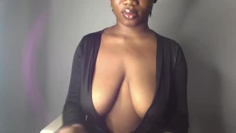 delilah online show from December 5, 5:10 am