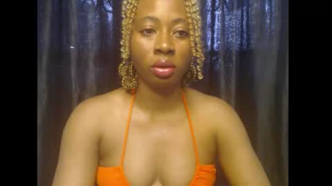 Queen online show from March 25, 10:11 am