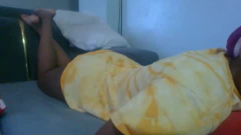 ebonyassgal online show from April 15, 3:54 am