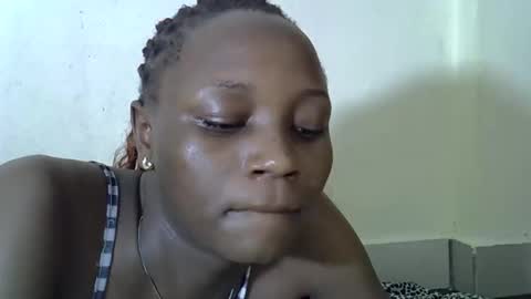 Snapshot of ebonycutegal4 chatting on October 15, 10:43 pm MELLEN online show from October 15, 10:43 pm