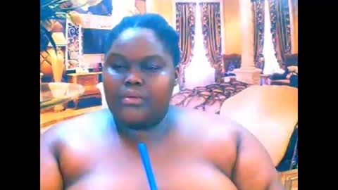 ebonyhotbuns4u2luv online show from January 12, 6:59 pm