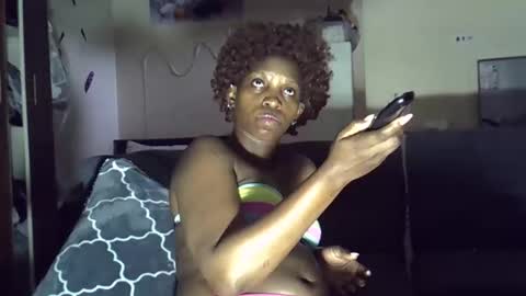 ebonykiki online show from March 6, 12:04 pm