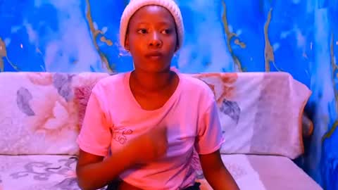 Snapshot of ebonypretty4u chatting on October 6, 6:42 am ebonypretty4u online show from October 6, 6:42 am