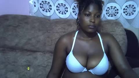 pretty online show from March 20, 11:37 am