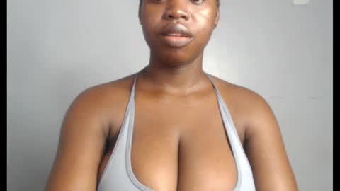 Loveth online show from November 2, 8:14 am