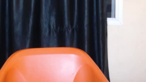 ebonyxxbae online show from April 21, 1:42 am