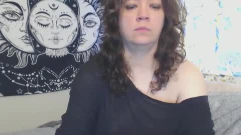 Snapshot of echosol17 chatting on March 11, 7:47 pm Weird Echo online show from March 11, 7:47 pm
