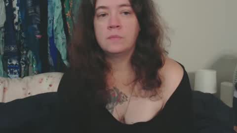 Snapshot of echosol17 chatting on September 8, 3:00 pm Weird Echo online show from September 8, 3:00 pm