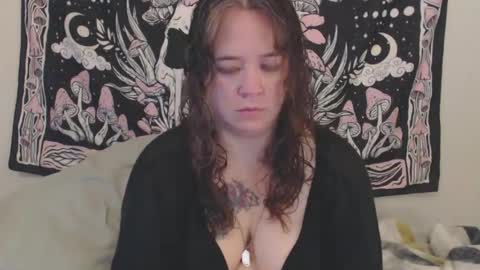 Weird Echo online show from February 1, 2:19 am