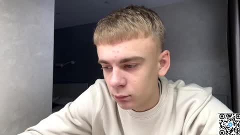 echowraith online show from December 2, 7:51 am