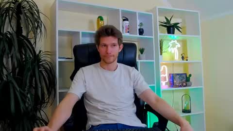 eddie_baker online show from May 12, 12:36 pm
