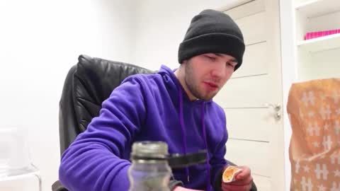 EDDIE DRUSKI online show from February 20, 11:29 pm