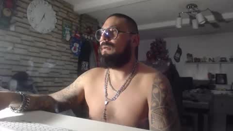 edgarram83 online show from December 5, 6:34 am