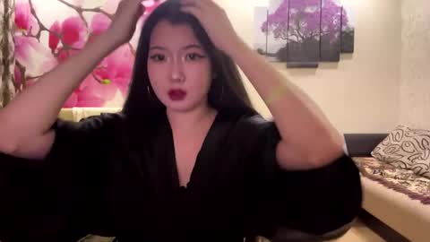 Eri online show from April 1, 6:16 pm