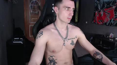 Eduar online show from April 24, 1:24 pm