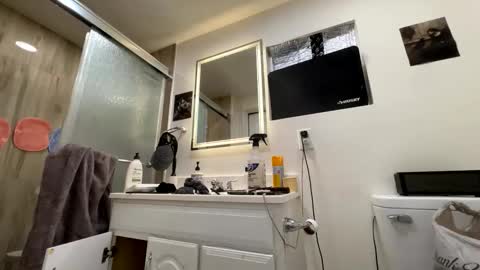 edvmendez1766 online show from April 17, 1:35 pm