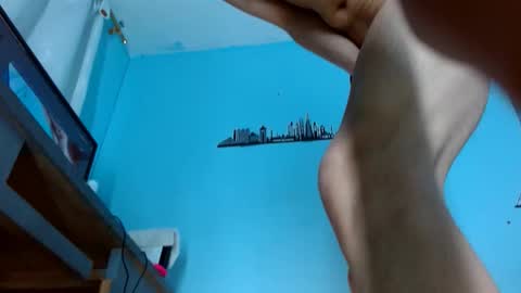 Snapshot of edward_sex18 chatting on September 25, 12:06 am edward online show from September 25, 12:06 am