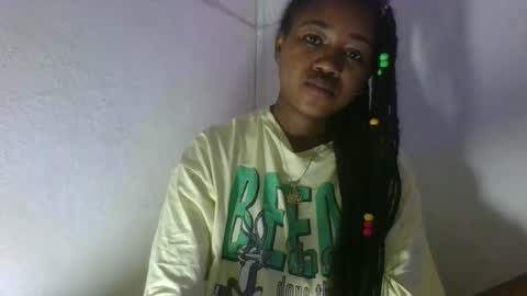 edwinatida91 online show from January 18, 3:37 am