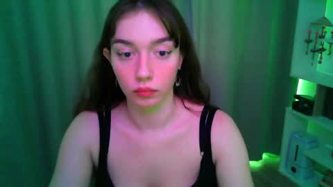 effie_balconii online show from April 4, 1:29 pm