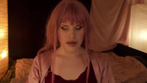 Effie Mur online show from February 26, 3:54 pm