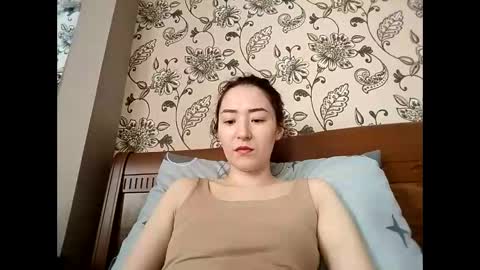 Effy online show from April 3, 10:00 am