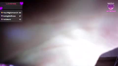 effy_kesster online show from July 13, 2:20 pm