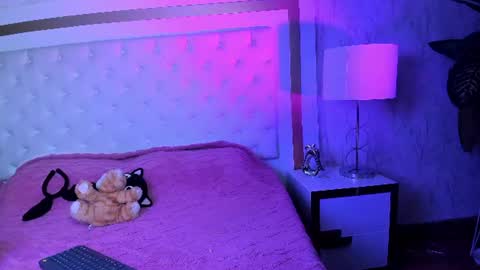 effy_kesster online show from July 4, 12:09 pm