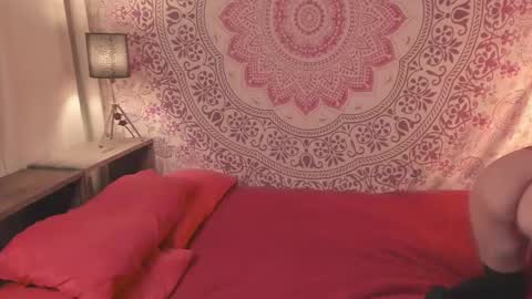 effy online show from September 15, 1:51 am