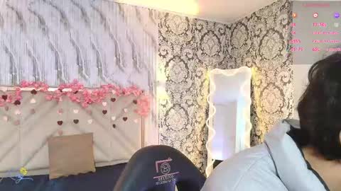 eidan_tay online show from April 14, 1:03 pm