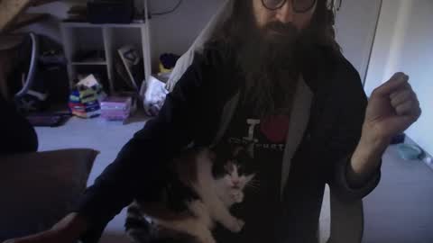 Snapshot of eighthundredeightyeight chatting on October 18, 9:57 am eighthundredeightyeight online show from October 18, 9:57 am