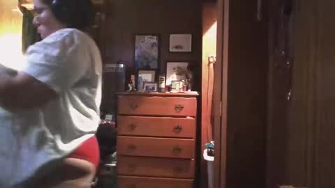 eilidh 3 online show from January 12, 1:45 am