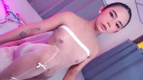 Eilleh online show from January 10, 11:54 pm