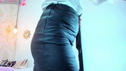 Eimy online show from November 17, 8:22 pm